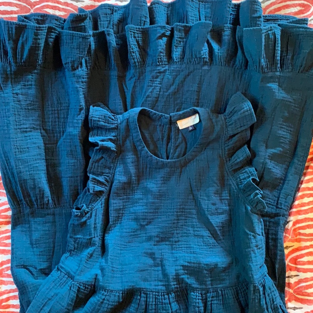 Universal Threads XL Teal Dress